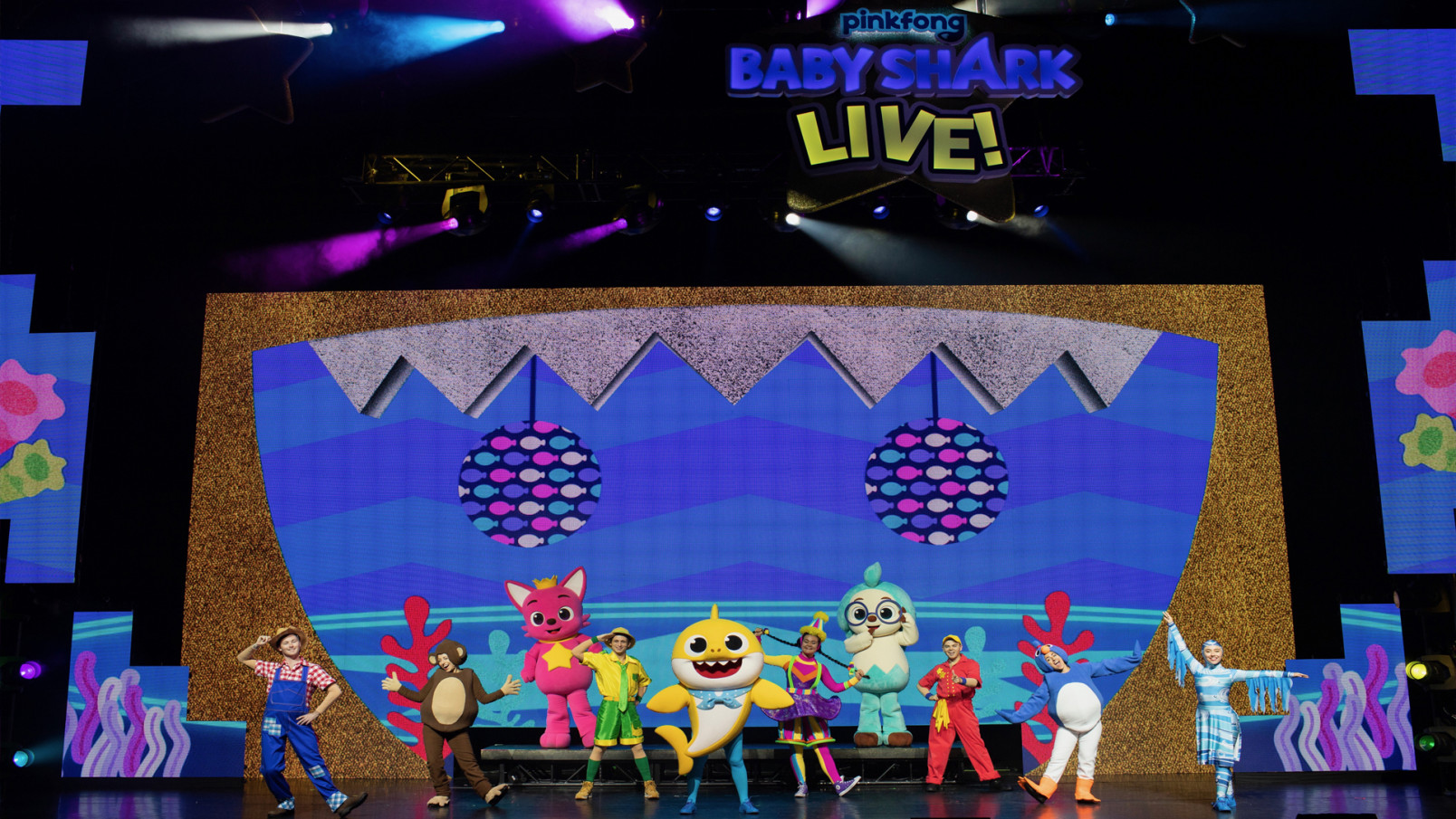 Baby Shark Live production image